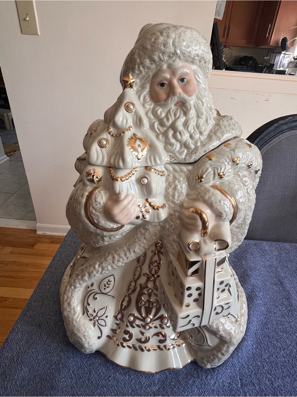 Lenox White and Gold Ceramic Santa with Lantern and Tree